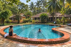 Address of Granpas Inn Hotel Bougainvillea