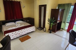 Hotel Roys