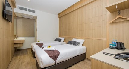 Hotel 81 Premier Star Room Type - Superior Twin Room-B