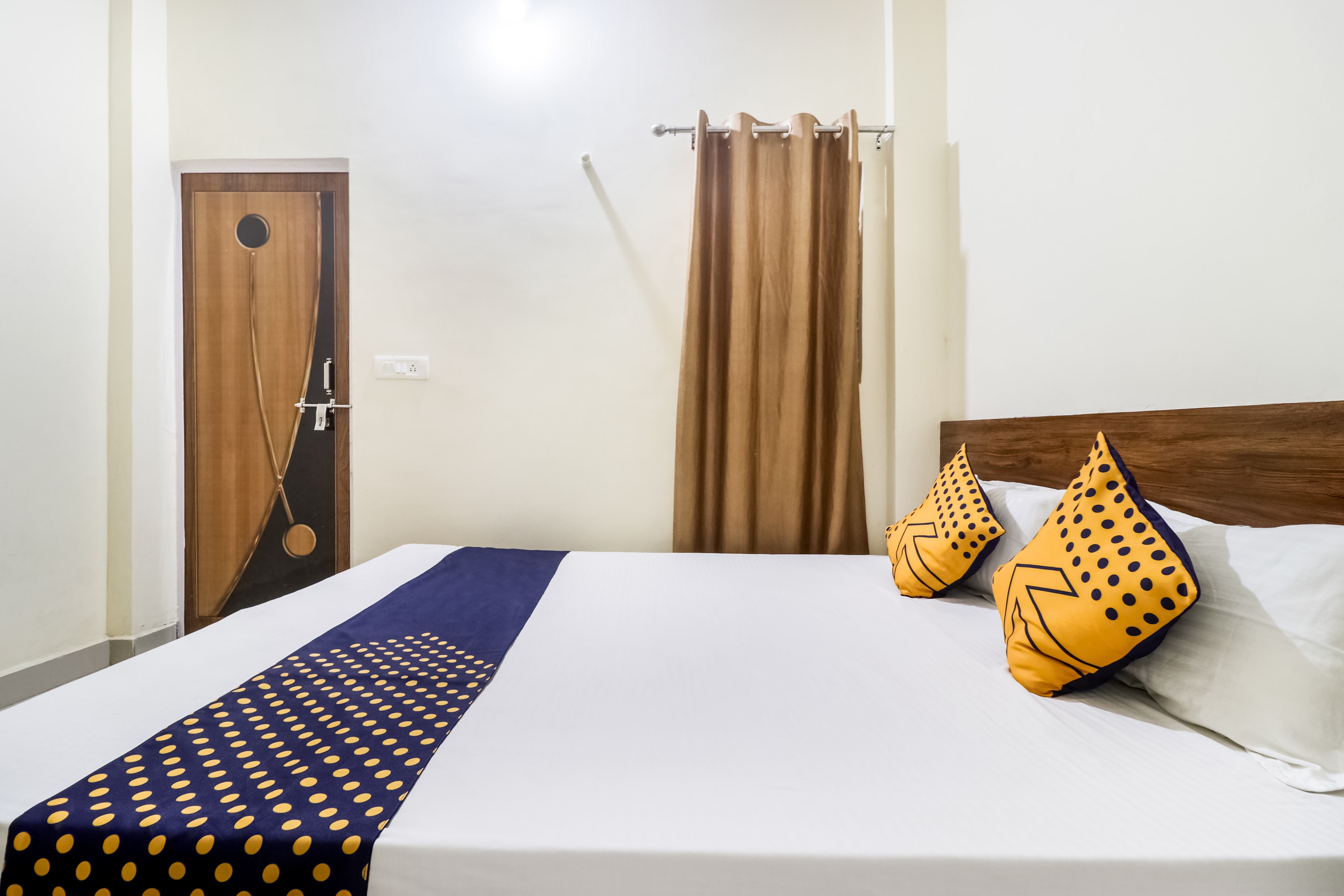 Hotel O Yash Homestay - Tap to explore photos