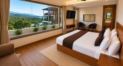 Hotel The Montara near Ganga Ghat Room Type - Suite With Mountain View