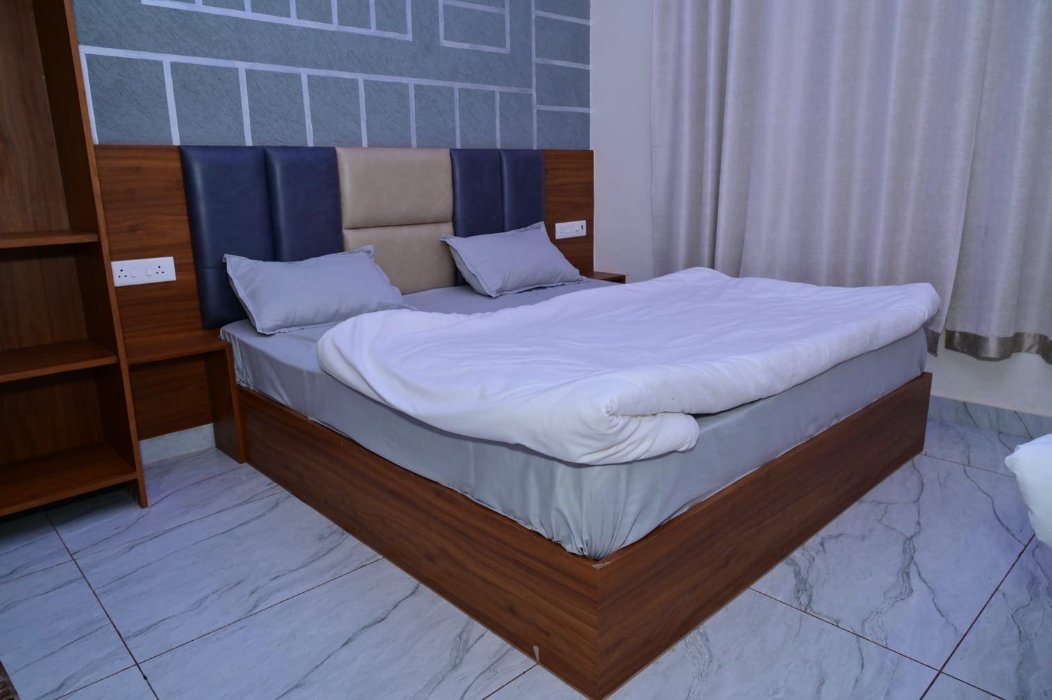 SANWARIYA PLACE HOTEL - Tap to explore photos