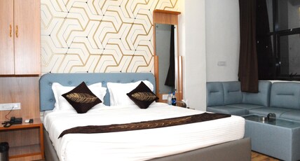 HOTEL RAJPUTANA INN Room Type - Premium King Bed AC Room