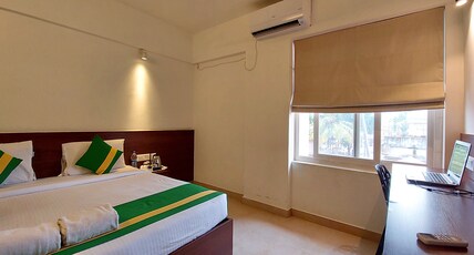 Zoot Room Type - Standard Double Room
