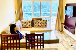 Rooms of Luxury 2BHK Flat At Clarks Inn, Kaichidham Nanital