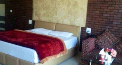 Hotel Jashan Residency Room Type - Deluxe Room