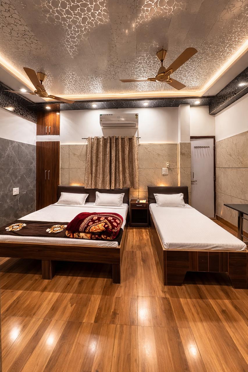 HOTEL SUNRAHI - Tap to explore photos