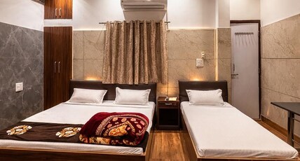 HOTEL SUNRAHI Room Type - Suit Room