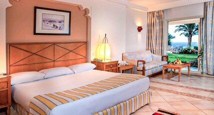 Continental Plaza Beach Resort Room Type - 1 King Standard Seafront Balcony