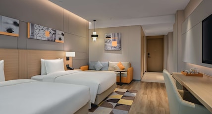 Hyatt Place Chengdu Bio Town Room Type - 2 TWIN BEDS WITH SOFA BED