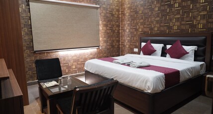 HOTEL GOLD INN Room Type - Deluxe Room HOTEL GOLD INN Room Type - Deluxe Room