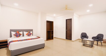 FabHotel Lotus Inn Pimpri Chinchwad Room Type - Deluxe Room