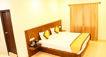Sai Vihaar Inn & Suites Room Type - Vihaar King Room Non AC