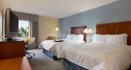 Hampton Inn Miami Airport West Room Type - 2 QUEEN BEDS