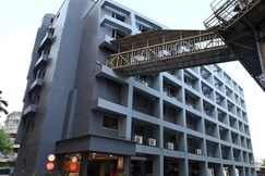 Ginger Ahmedabad, Vastrapur