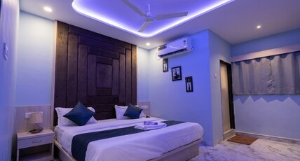Hotel Paramount Room Type - Super Deluxe