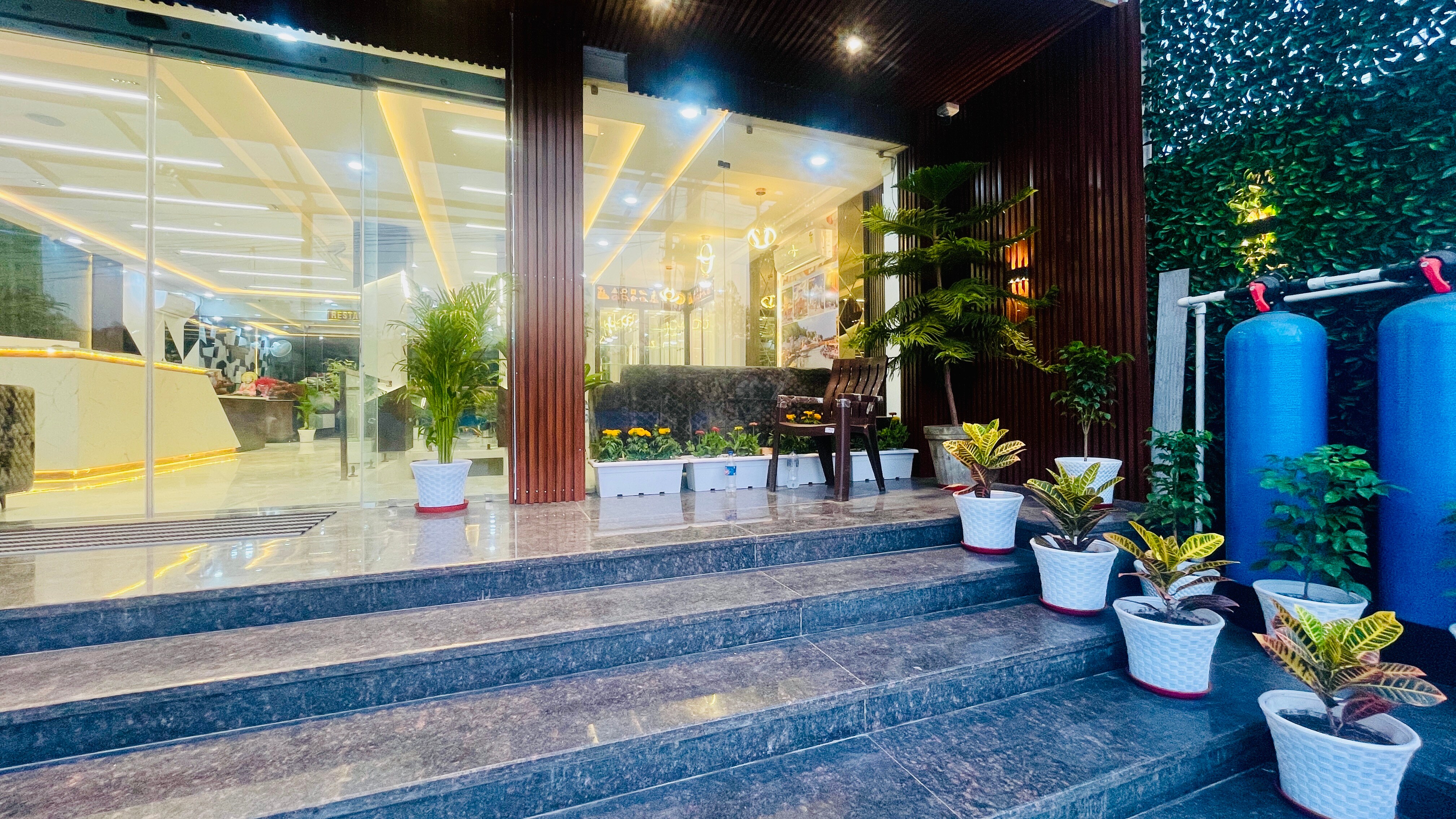 Main gallery
