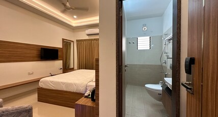 Sri Krishna Residency Room Type - Deluxe Room