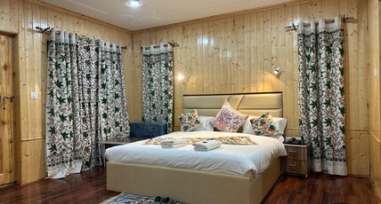 The Routes Pahalgam Room Type - Deluxe without Balcony (B- Block) The Routes Pahalgam Room Type - Deluxe without Balcony (B- Block)