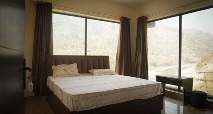 KUNAL'S - A Himalayan Bird Room Type - Deluxe River View Room