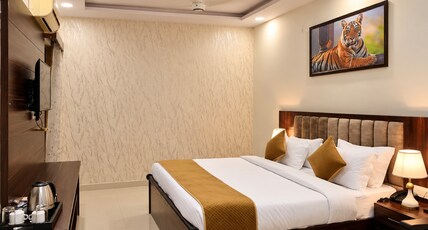 Vatika Resort Room Type - Deluxe Room