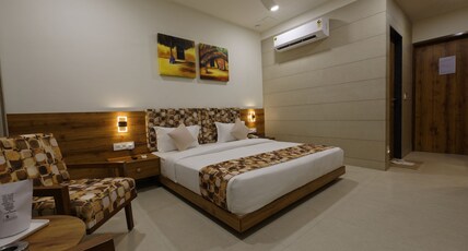 HOTEL FLOURISH INTERNATIONAL Room Type - GOLD