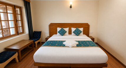 HOTEL ABU PALACE Room Type - Deluxe Room HOTEL ABU PALACE Room Type - Deluxe Room