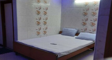 Hotel Metro Palace Mannady Room Type - FLASH DEAL - Standard Non Ac Room