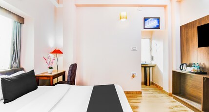 Super Hotel O Jessore Road Kolkata Formerly Skyline Serenity Room Type - Classic with Balcony Super Hotel O Jessore Road Kolkata Formerly Skyline Serenity Room Type - Classic with Balcony