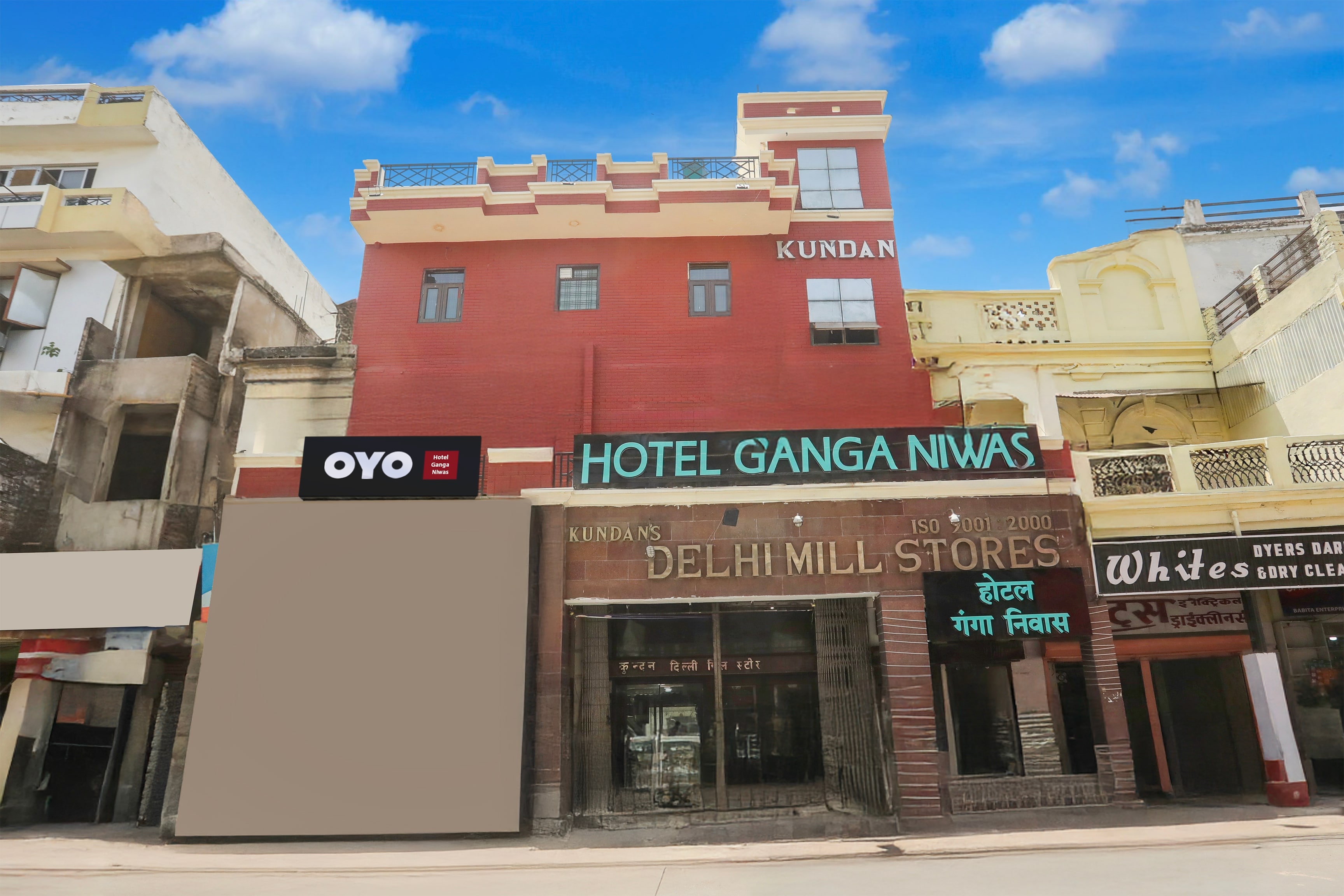 Hotel O by OYO Ganga Niwas - Tap to explore photos