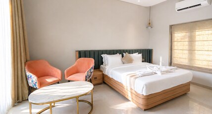 SpicyMango Florea Resort Room Type - Pool View Premium Room