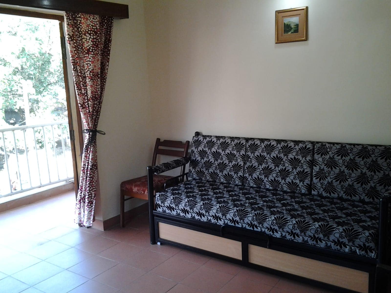 Karl Guest House 1 BHK - Tap to explore photos