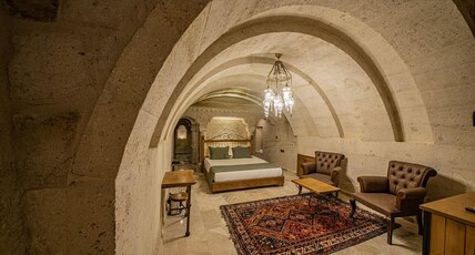 Ares Cave Suites Room Type - Superior King Suite