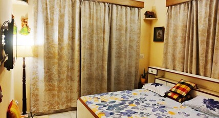Roots - Pampered stay Room Type - Roots - Purple stay