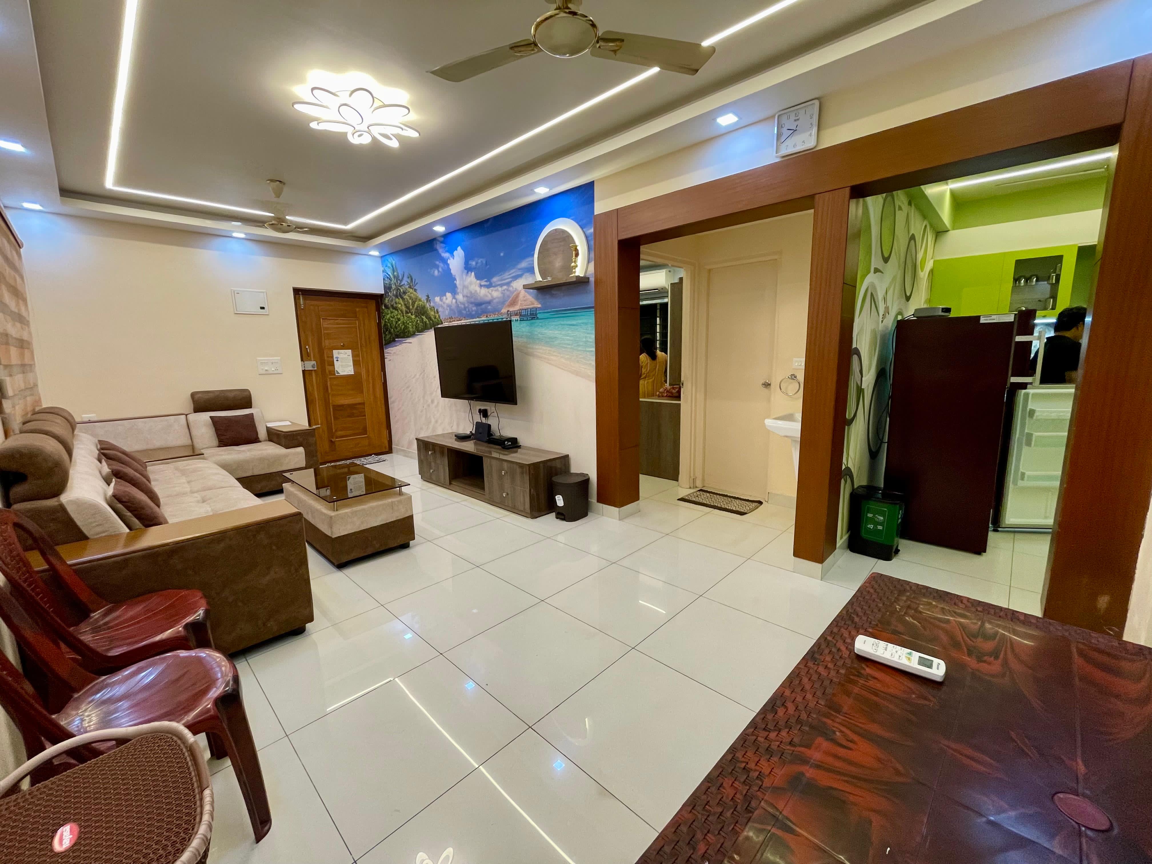 Aikya Service Apartment 2BHK Palace Garden - Tap to explore photos