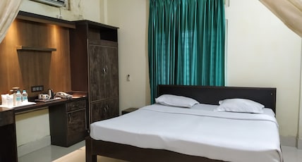 Hotel Centre Point Room Type - Suite AC Room