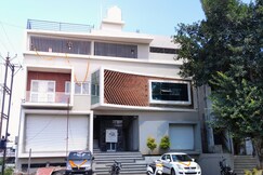 Rooms of Shiva Family Lodging