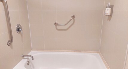 Holiday Inn CUERNAVACA Room Type - 2 Double Standard
