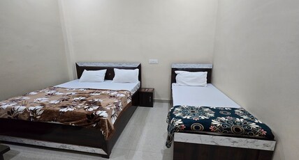 Siddhi Palace | Near Ram Mandir Room Type - Deluxe Room