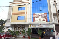 Hotel 36 Garh Inn By WB Inn