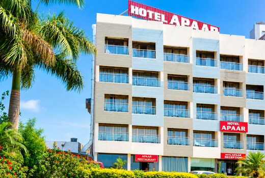 Hotel Apaar with Sea Face Garden Restaurant