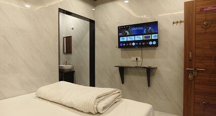 Kalpavriksha Kamadhenu Grand Inn Room Type - Room No 105 Non-Ac