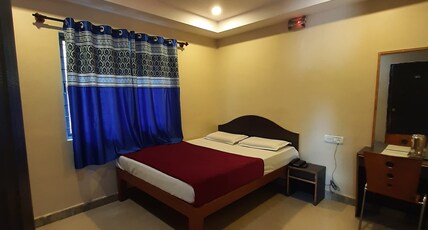 Blue Moon Residency Room Type - Double Non AC Room
