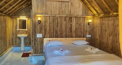 HILLSTONE VIEW HAMPI Room Type - Deluxe AC Cottage