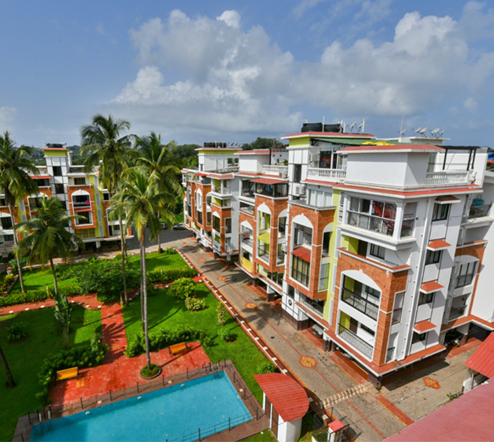 Spacious Luxury 1 BHK in Monarch Palms - Tap to explore photos