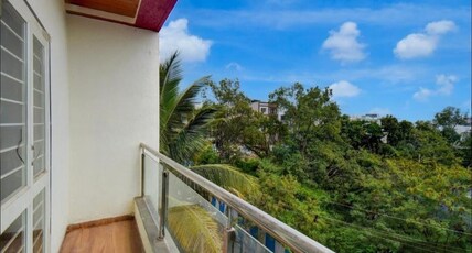 Aura Suites Kharadi Room Type - deluxe room with balcony