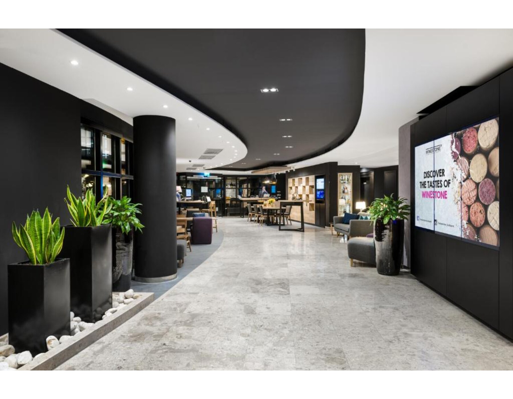 Mercure Budapest Korona Hotel - Tap to explore photos