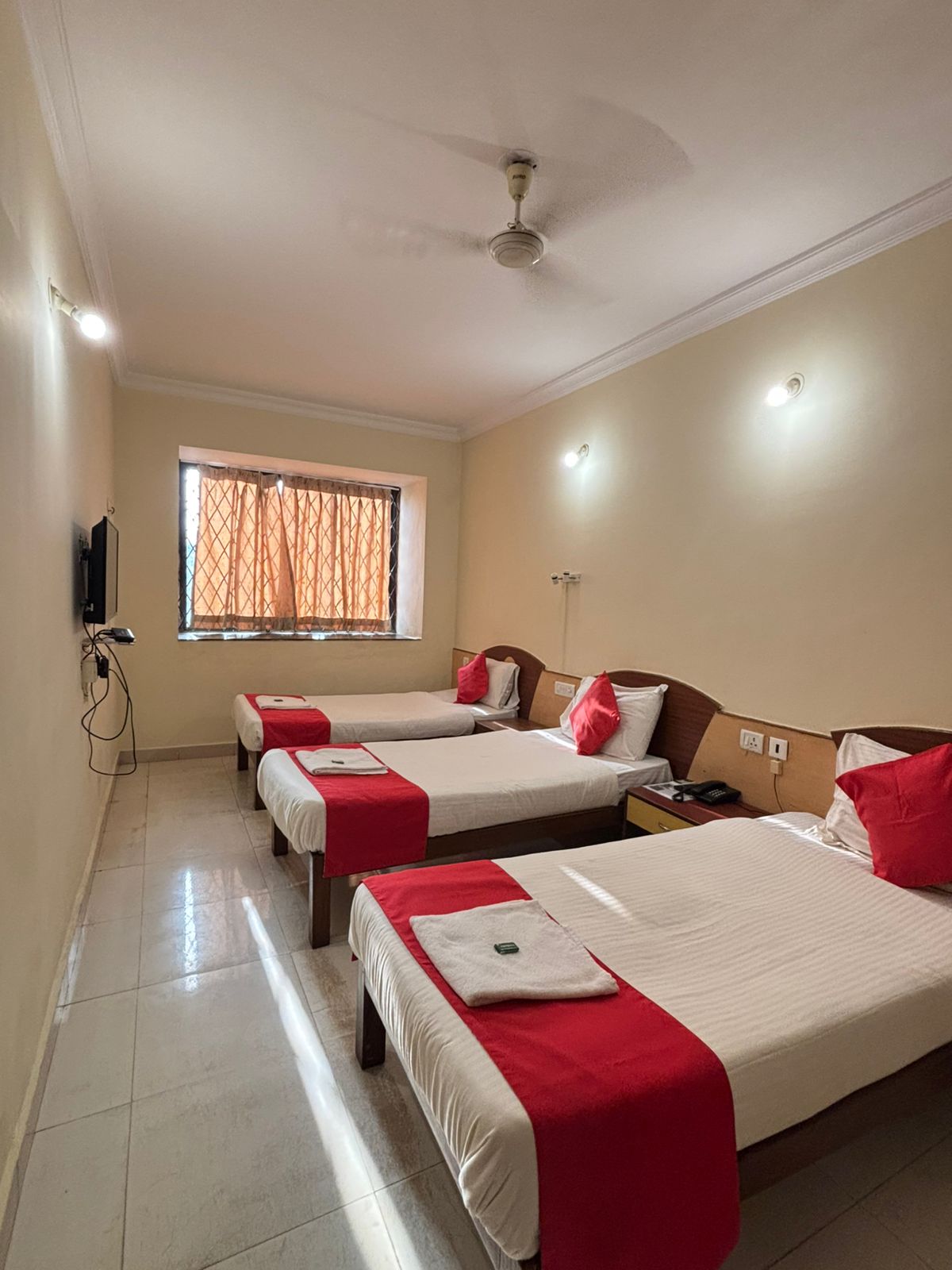 Ms Hotel Duttaraj - Tap to explore photos