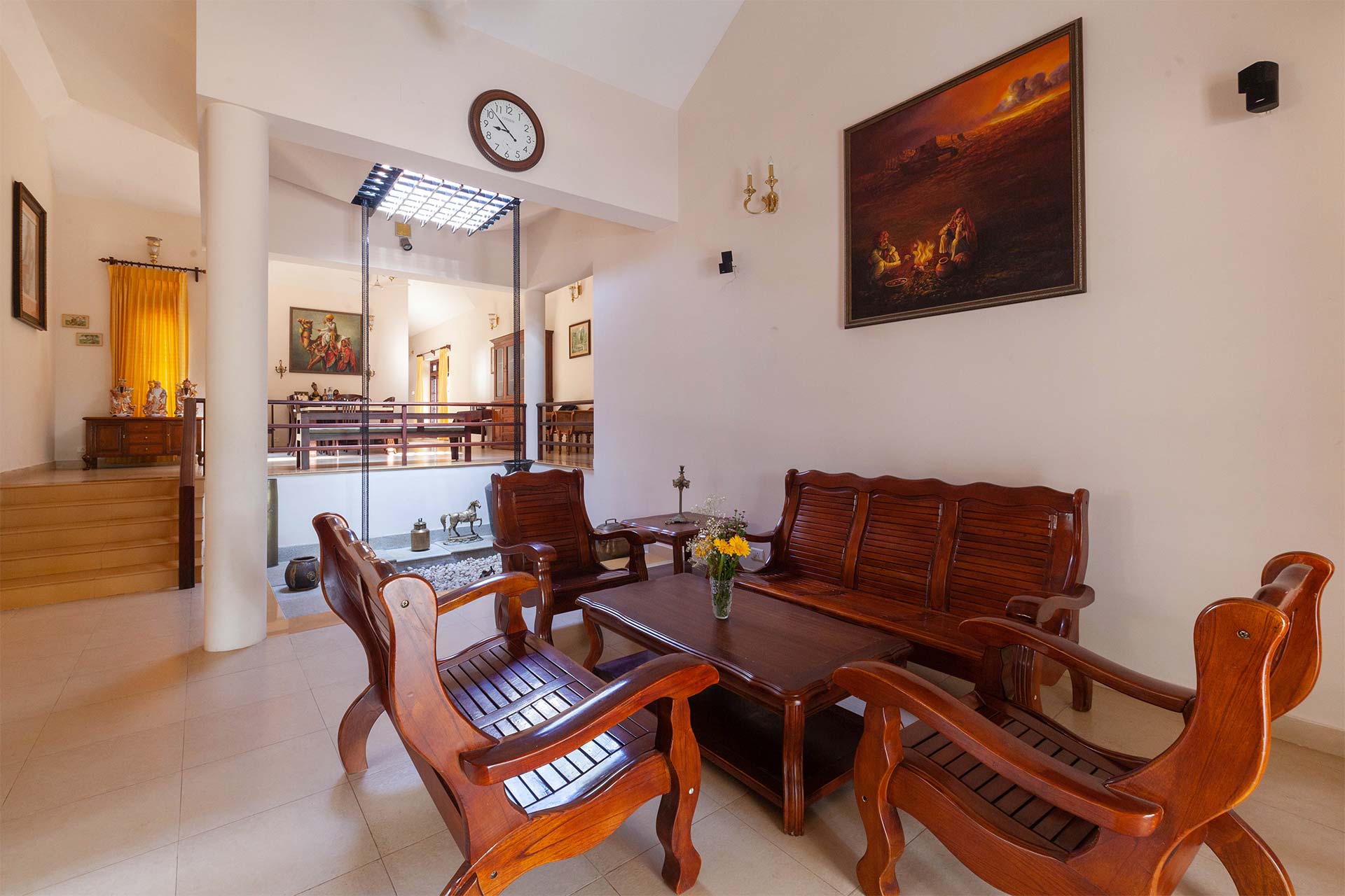 StayVista | Crystal Homestay - Tap to explore photos