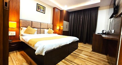 JMK Regency Room Type - STANDARD ROOM